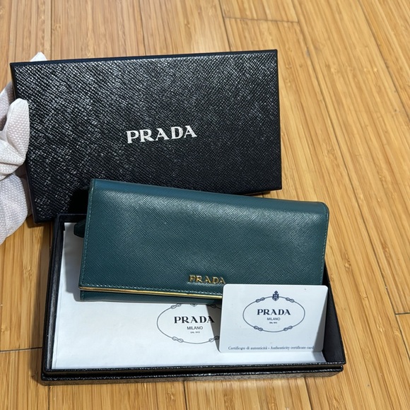 Prada Ottanio Saffiano Metal Wallet - Picture 9 of 9